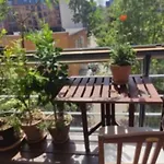 Apartment Bright, Charming With Balcony