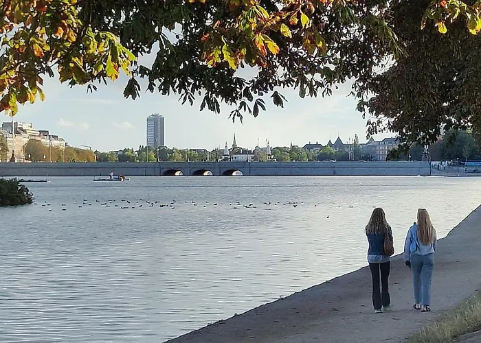 Apartamento Bright, Charming With Balcony